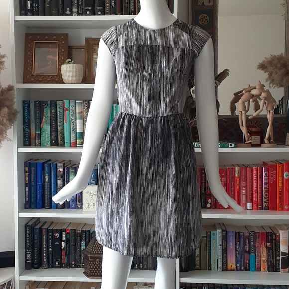 Mossimo stripe pattern dress P5413 - Picture 1 of 10